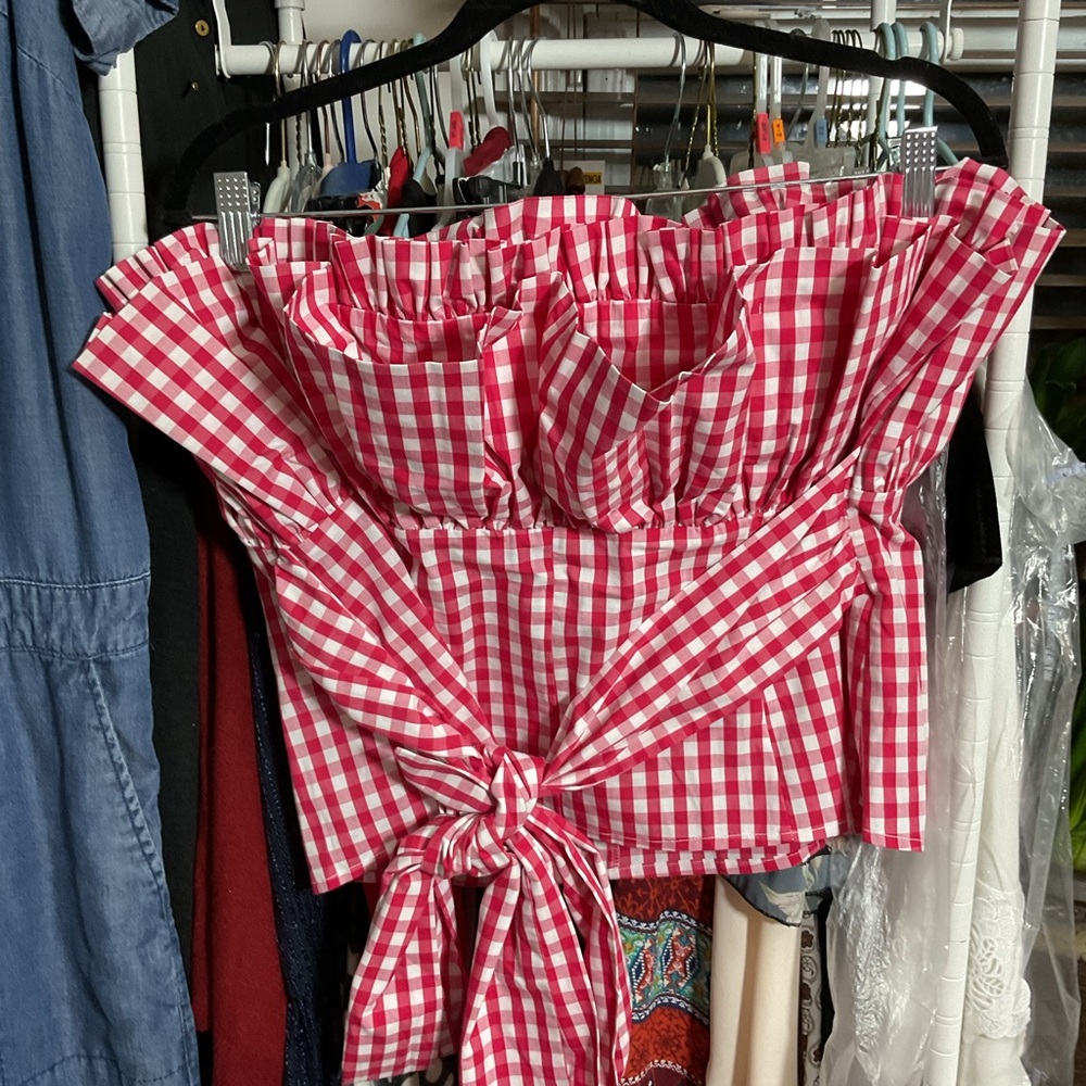 New York & Company Red and White Ruffled Blouse with Versatile Bow Tie. Size XL - Picture 3 of 6